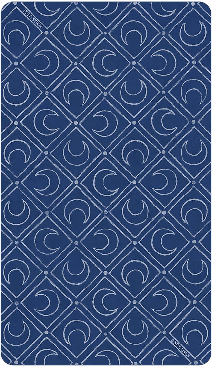 Back of tarot card with white geometric pattern